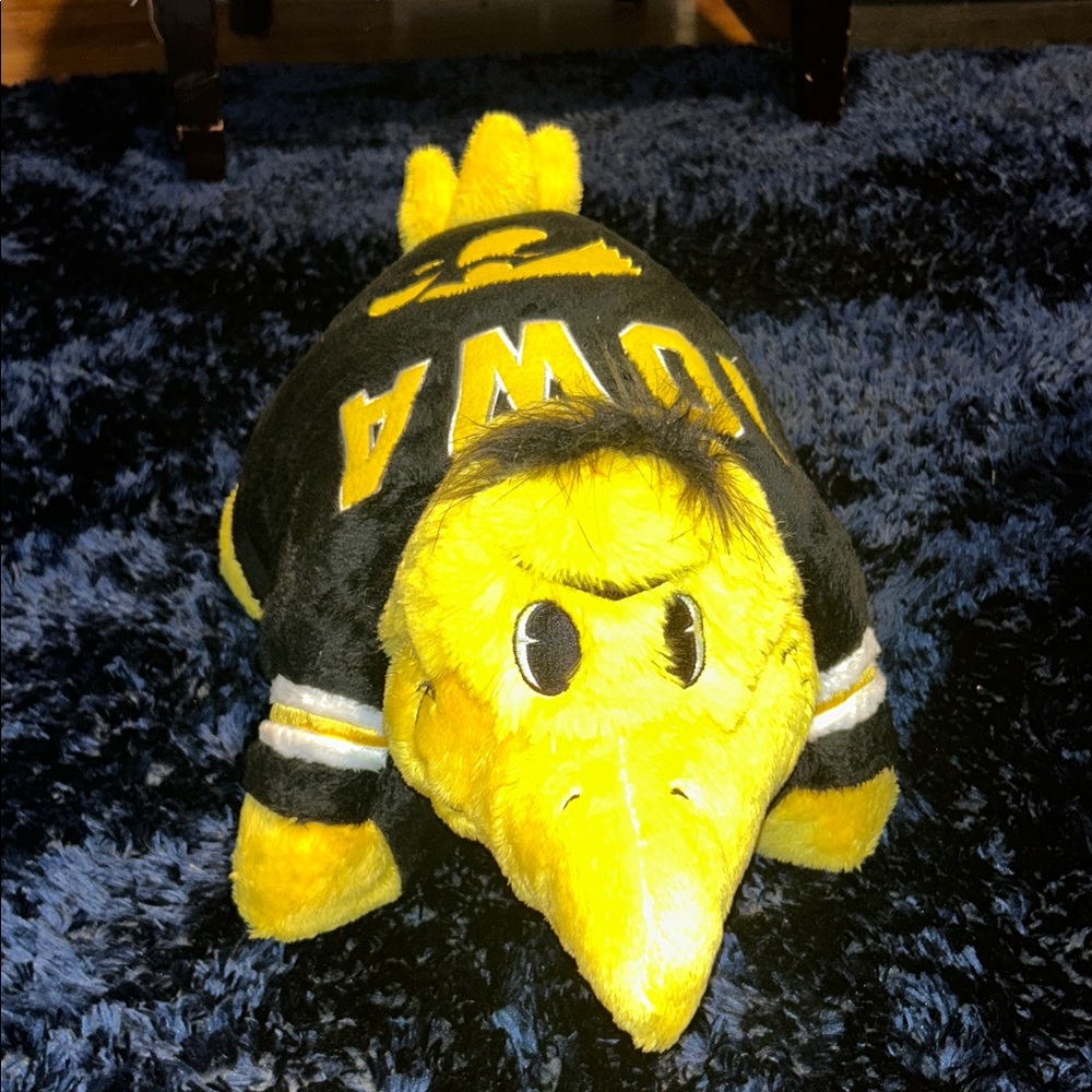 Pillow Pets Iowa Hawkeyes